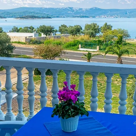 Natali Apartmán *