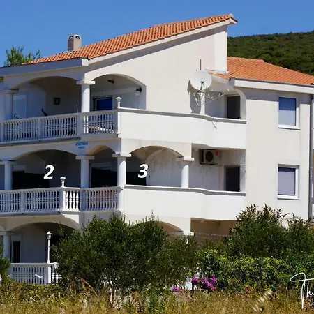 Natali Apartment